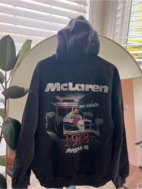 NWT Abercrombie & Fitch Black McLaren 1988 Pullover Hoodie with Tag